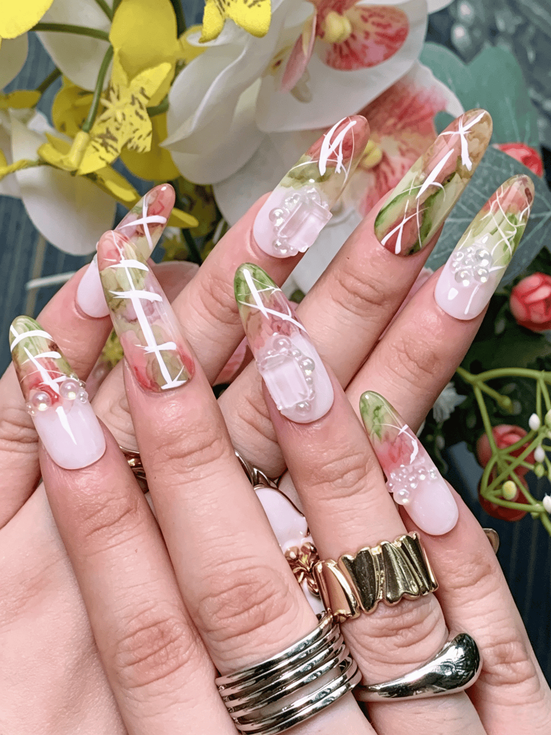 Petal Aurora
